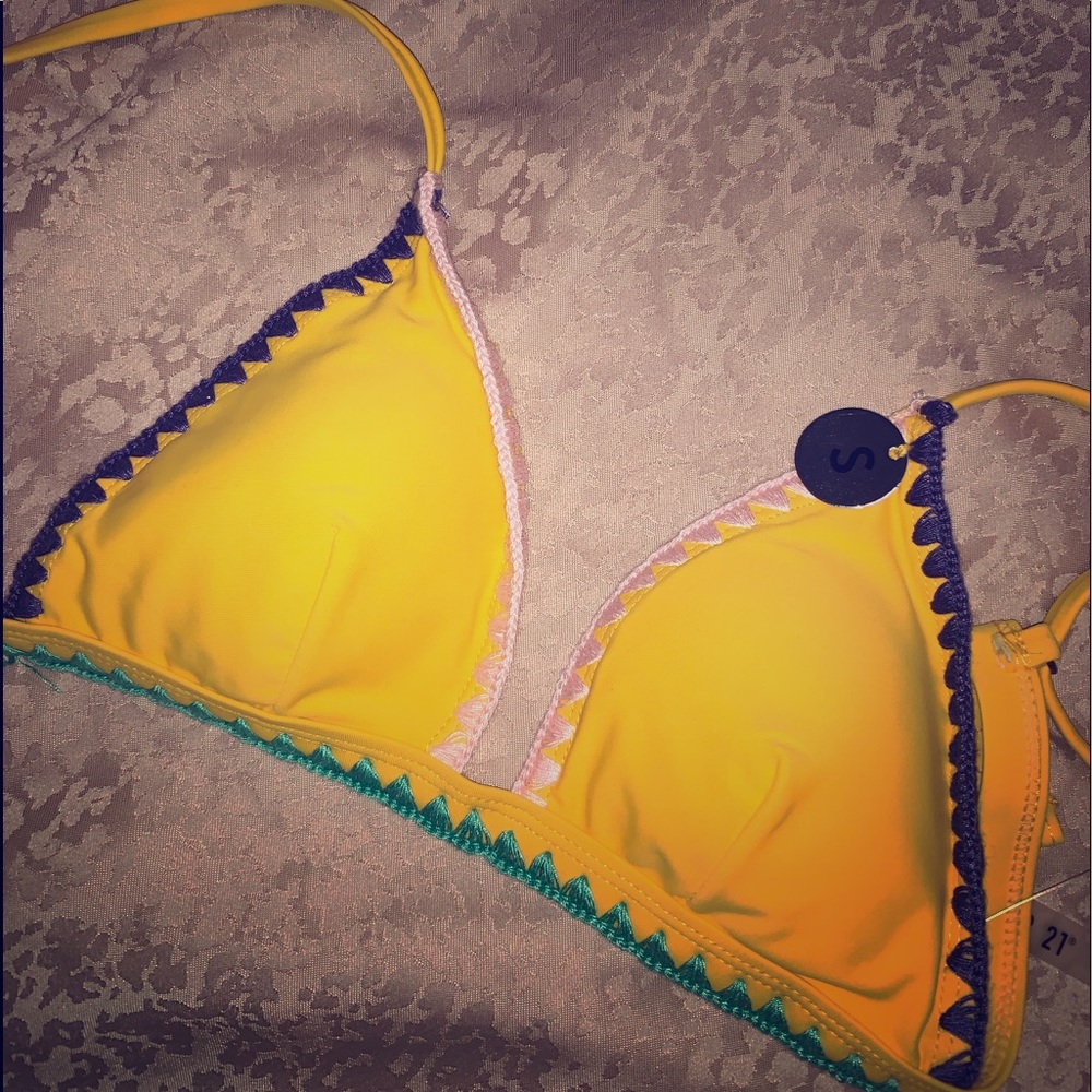Bikini top